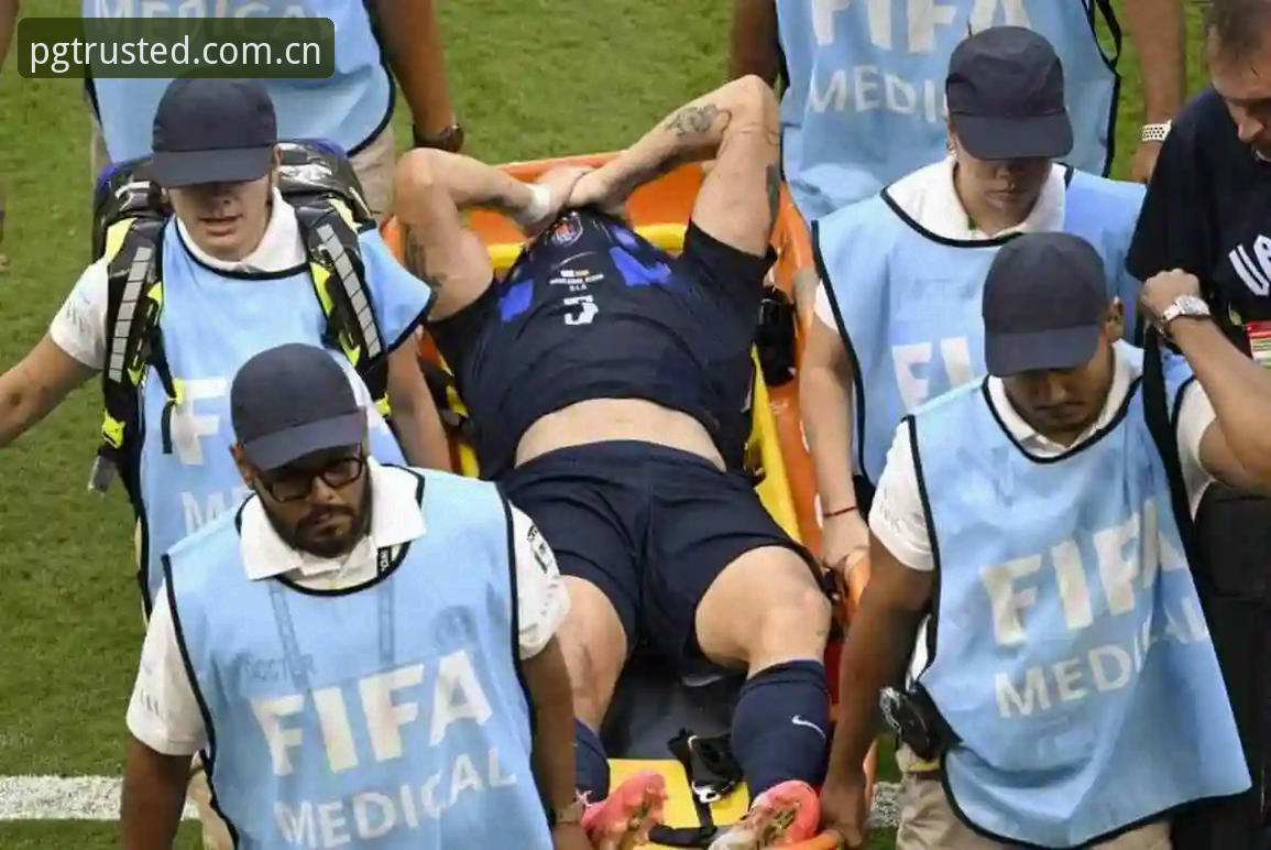 密集赛程vs球员体能：卡拉格怒批FIFA，世界杯扩容是创新还是压榨？